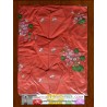 Les broderies 1er choix : broderies recto et verso  nappe rouge pale et fleurs roses